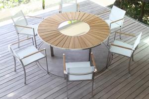 Prepara tu jardín con muebles de exterior de diseño italiano en Marbella